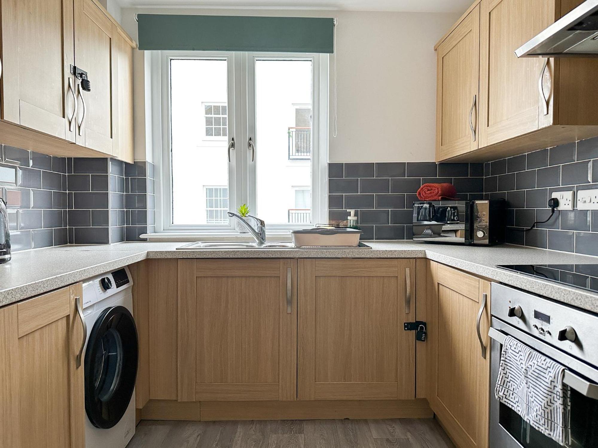 Luxury 2 Bedroom Centre - Secure Parking - Amazing Location! Apartment